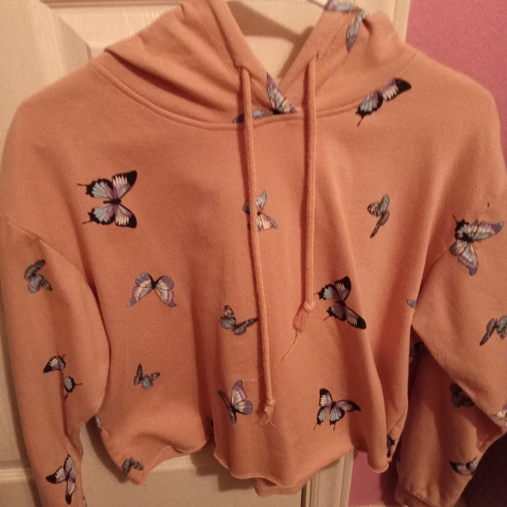 Pink butterfly crop shirt with blue and purple butterfly